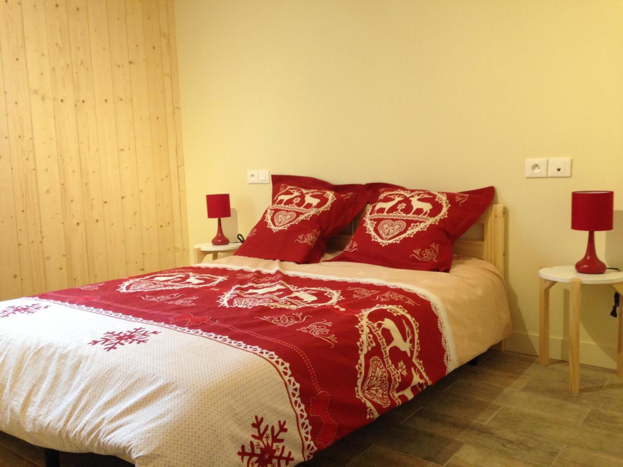 Le Chalet Des Patures Rochefort-Montagne ภายนอก รูปภาพ